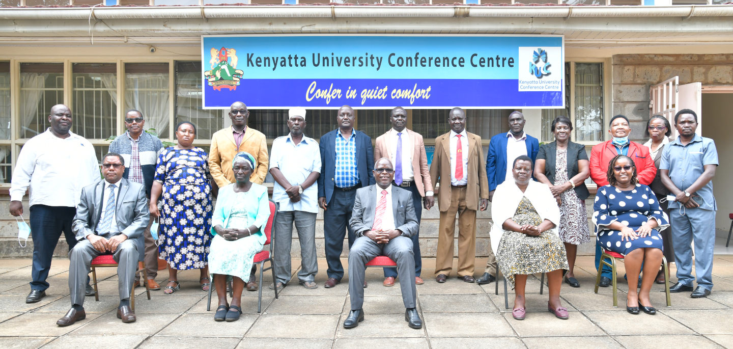 Consortium members group photo